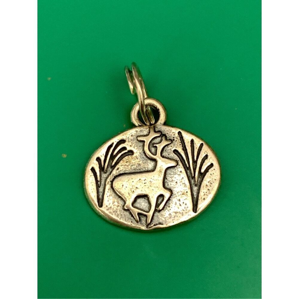.925 Reindeer Medallion Sterling Silver Jewelry Charm #holiday